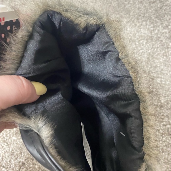 Christmas reindeer Pom Pom stocking - Picture 3 of 3